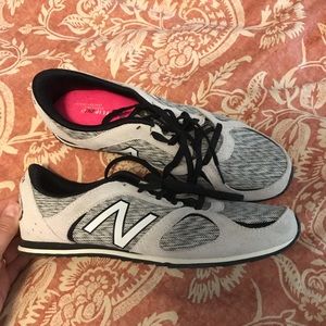New Balance grey casual tennis shoes 10.5 - new
